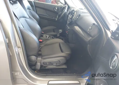 2018 Mini Countryman Cooper z USA, uszkodzony, nr VIN WMZYV5C38J3E02830